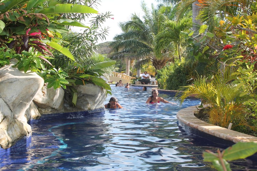 Lazy river part of the pool.